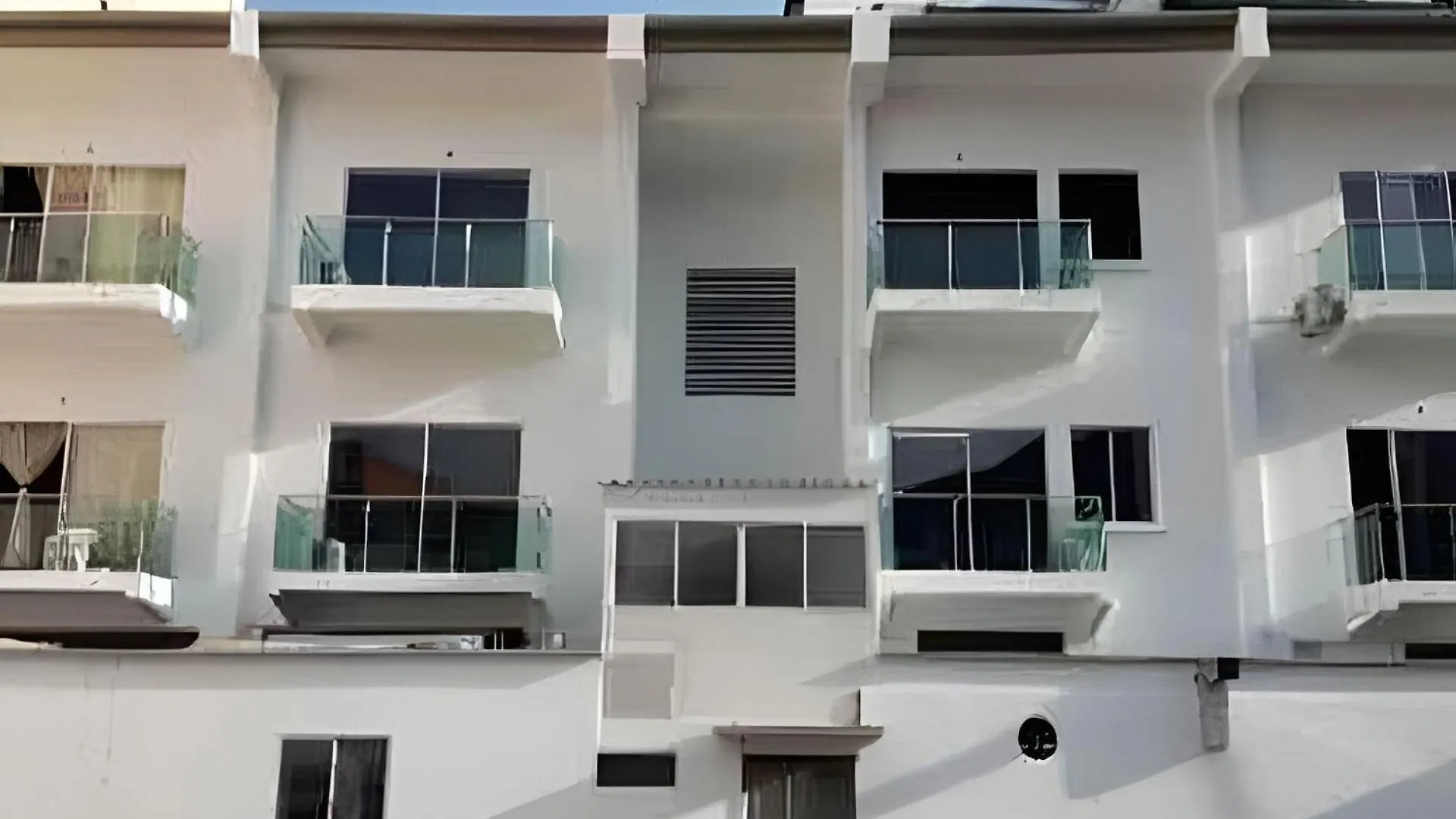 Apartaestudio Duplex En Granada Cali 0*,  Colombia