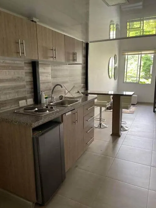 Apartaestudio Duplex En Granada Cali 0*,